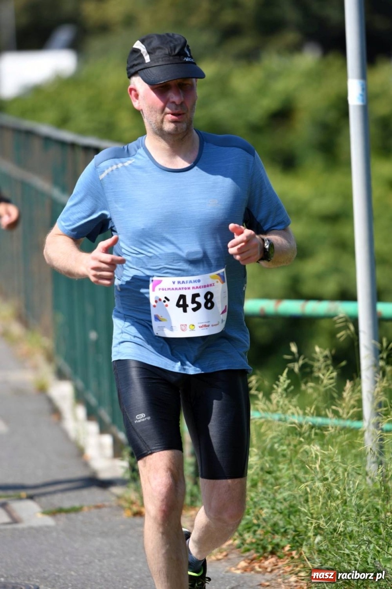 Zdjęcie w galerii na portalu naszraciborz.pl: Poznajcie śmiałków V Półmaratonu Rafako [FOTO] wiadomości z regionu