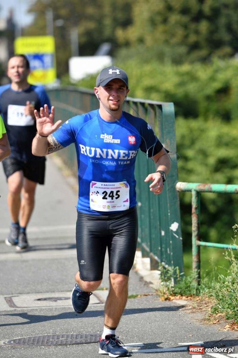 Zdjęcie w galerii na portalu naszraciborz.pl: Poznajcie śmiałków V Półmaratonu Rafako [FOTO] wiadomości z regionu