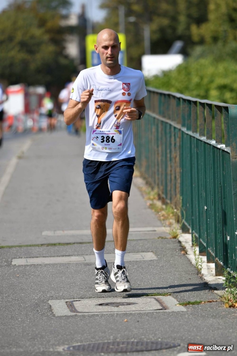 Zdjęcie w galerii na portalu naszraciborz.pl: Poznajcie śmiałków V Półmaratonu Rafako [FOTO] wiadomości z regionu