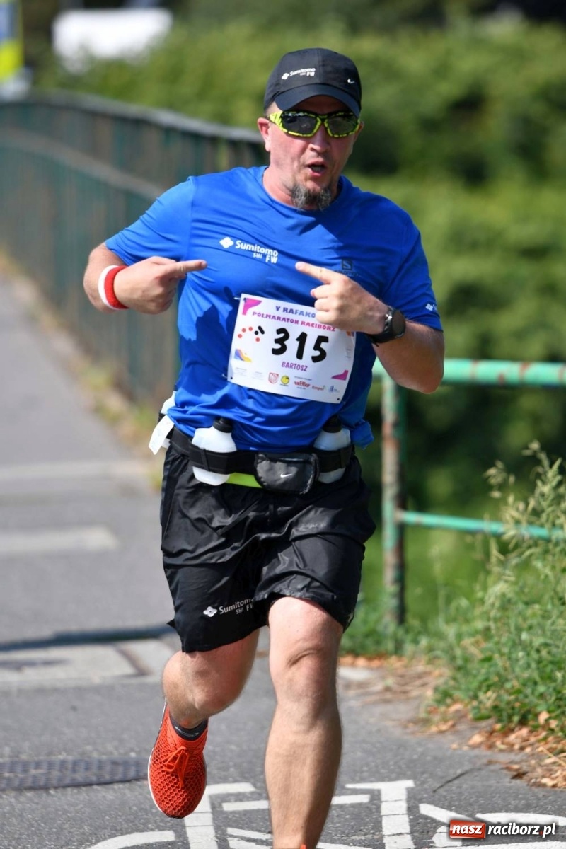Zdjęcie w galerii na portalu naszraciborz.pl: Poznajcie śmiałków V Półmaratonu Rafako [FOTO] wiadomości z regionu