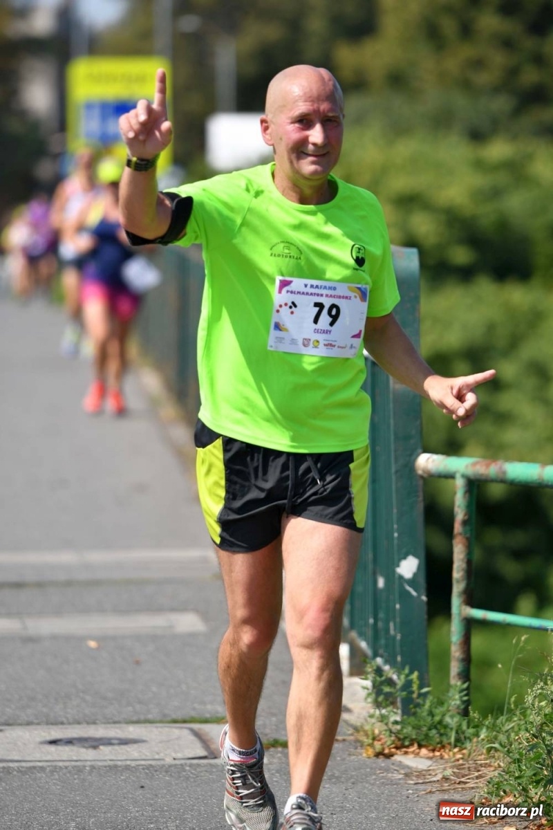 Zdjęcie w galerii na portalu naszraciborz.pl: Poznajcie śmiałków V Półmaratonu Rafako [FOTO] wiadomości z regionu