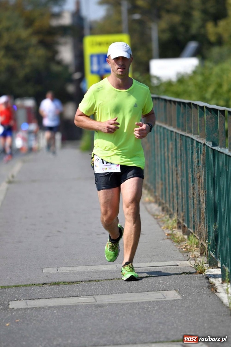 Zdjęcie w galerii na portalu naszraciborz.pl: Poznajcie śmiałków V Półmaratonu Rafako [FOTO] wiadomości z regionu
