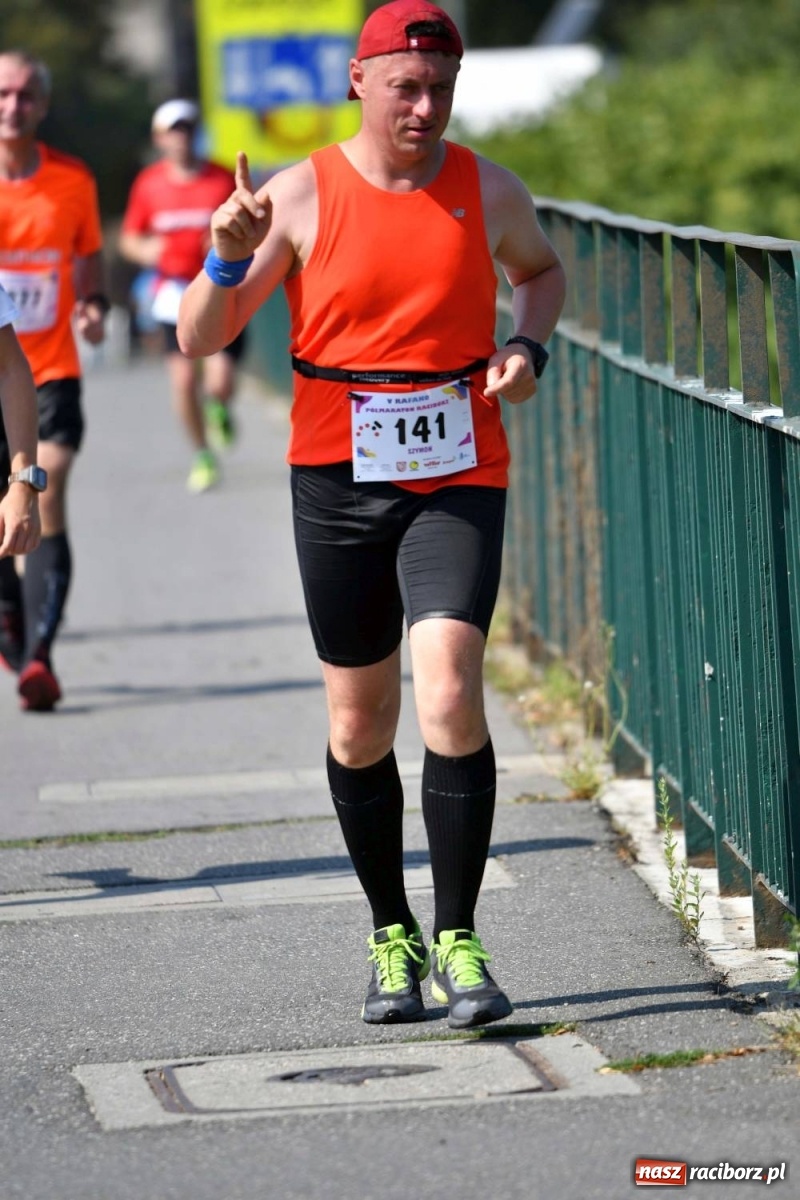 Zdjęcie w galerii na portalu naszraciborz.pl: Poznajcie śmiałków V Półmaratonu Rafako [FOTO] wiadomości z regionu
