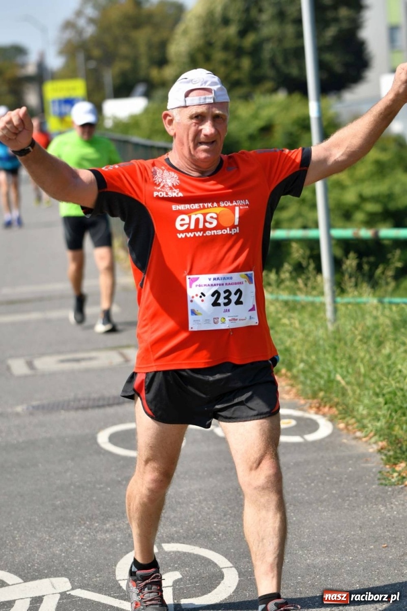 Zdjęcie w galerii na portalu naszraciborz.pl: Poznajcie śmiałków V Półmaratonu Rafako [FOTO] wiadomości z regionu