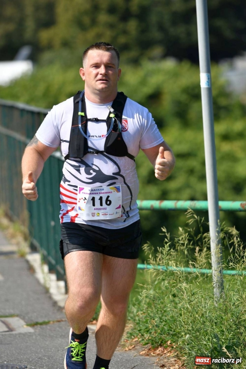 Zdjęcie w galerii na portalu naszraciborz.pl: Poznajcie śmiałków V Półmaratonu Rafako [FOTO] wiadomości z regionu
