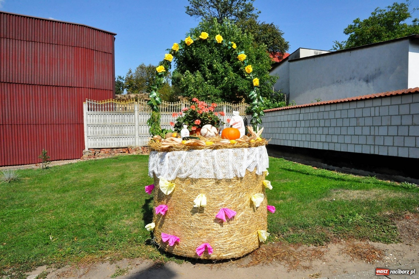 Zdjęcie w galerii na portalu naszraciborz.pl: Zike zake. Tak się bawi gmina Krzanowice!  wiadomości z regionu