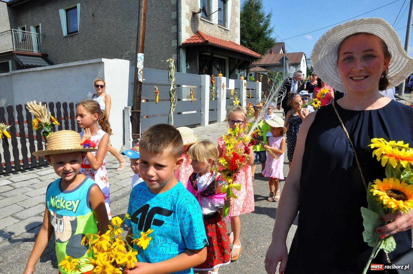 Zdjęcie w galerii na portalu naszraciborz.pl: Zike zake. Tak się bawi gmina Krzanowice!  wiadomości z regionu