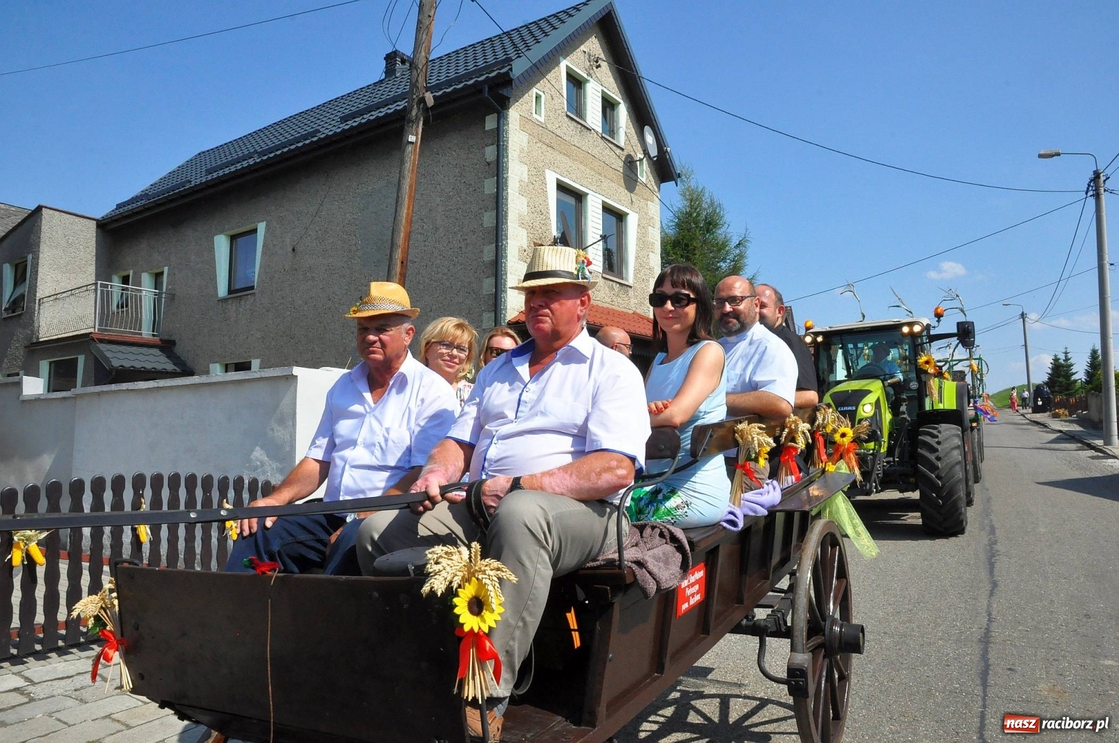 Zdjęcie w galerii na portalu naszraciborz.pl: Zike zake. Tak się bawi gmina Krzanowice!  wiadomości z regionu