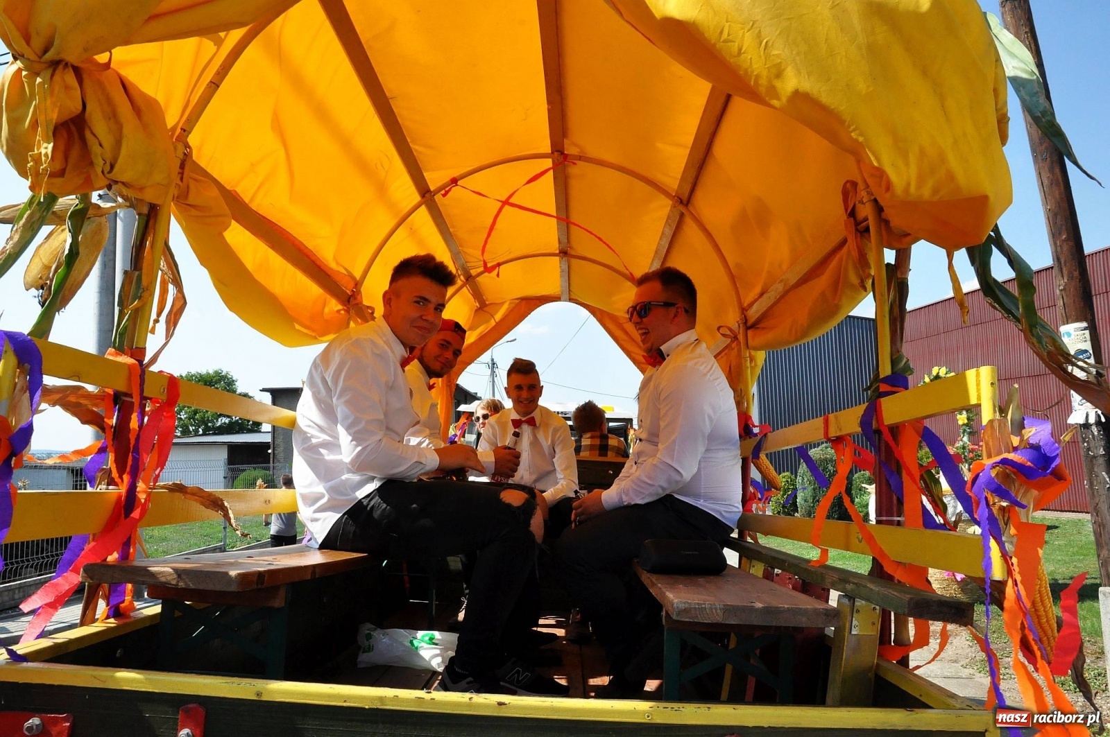 Zdjęcie w galerii na portalu naszraciborz.pl: Zike zake. Tak się bawi gmina Krzanowice!  wiadomości z regionu