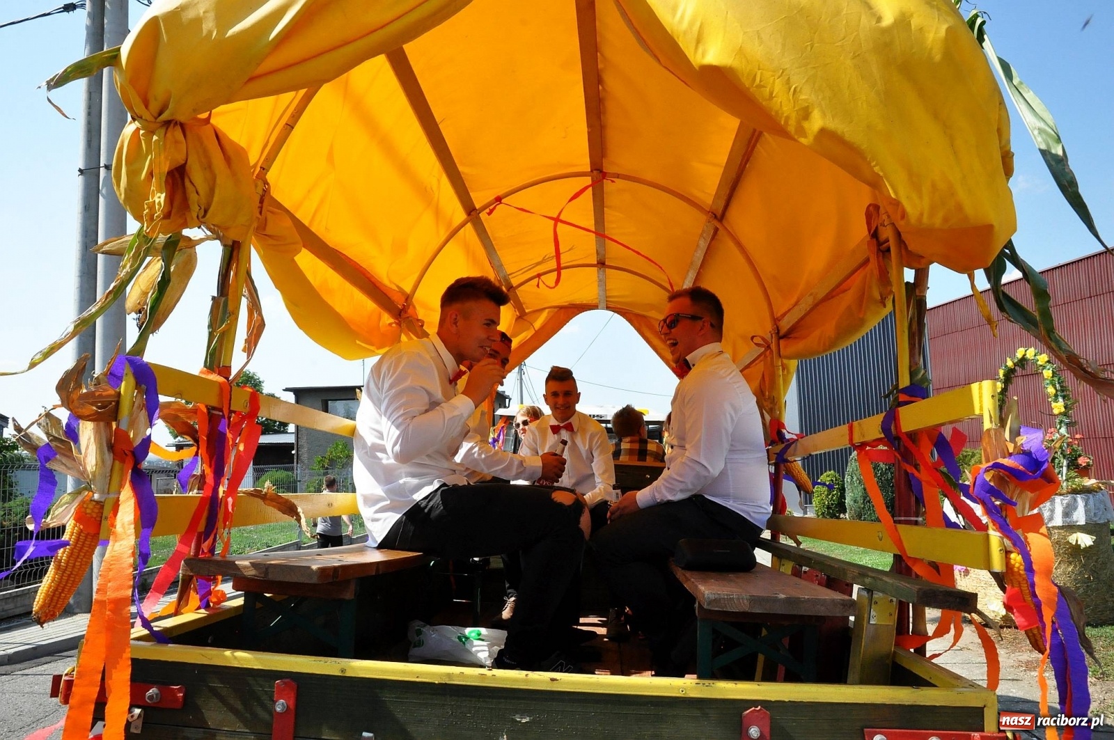 Zdjęcie w galerii na portalu naszraciborz.pl: Zike zake. Tak się bawi gmina Krzanowice!  wiadomości z regionu