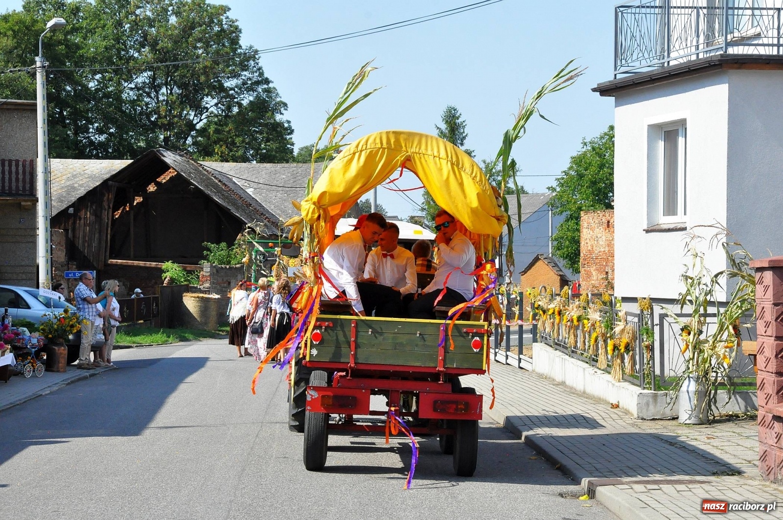 Zdjęcie w galerii na portalu naszraciborz.pl: Zike zake. Tak się bawi gmina Krzanowice!  wiadomości z regionu