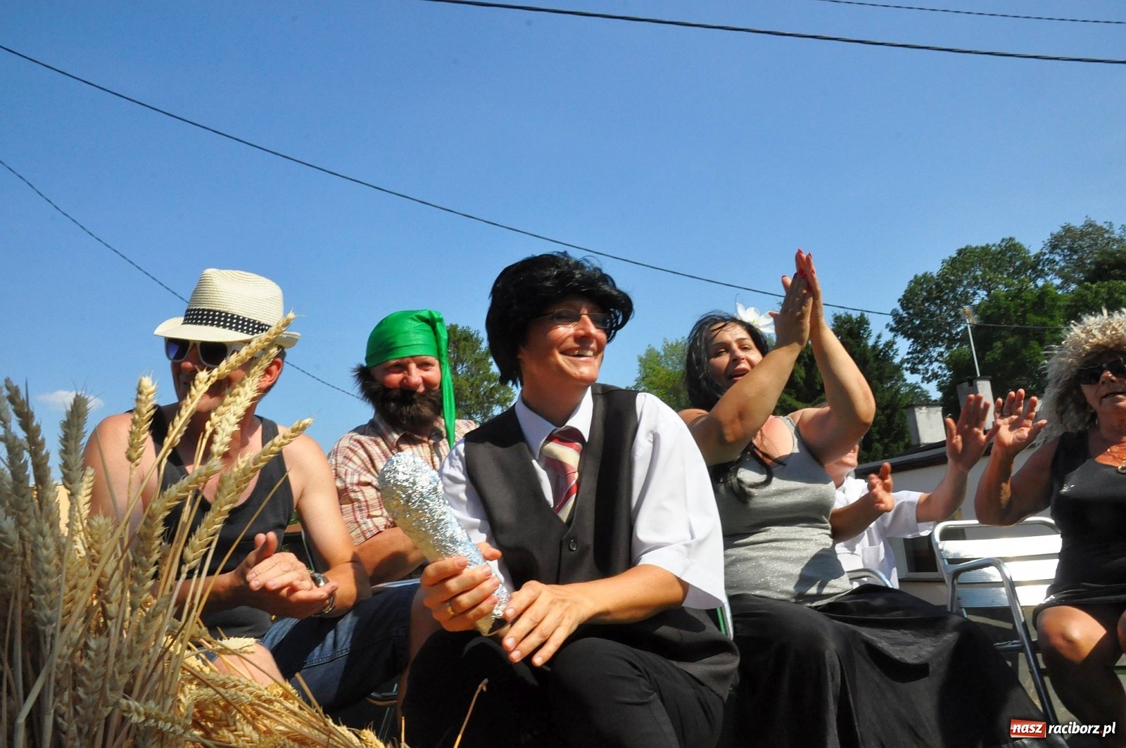 Zdjęcie w galerii na portalu naszraciborz.pl: Zike zake. Tak się bawi gmina Krzanowice!  wiadomości z regionu