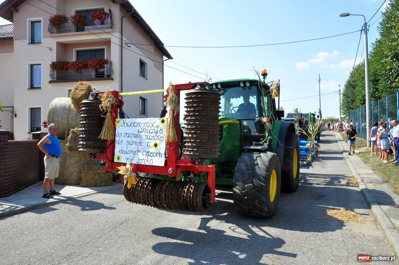Zdjęcie w galerii na portalu naszraciborz.pl: Zike zake. Tak się bawi gmina Krzanowice!  wiadomości z regionu
