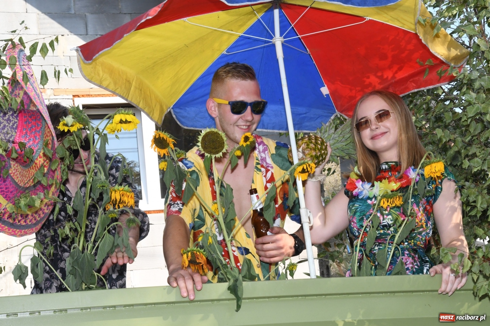 Zdjęcie w galerii na portalu naszraciborz.pl: Dożynki gminy Lyski w Raszczycach. Wesoły korowód  i znamienici goście [FOTO i WIDEO] wiadomości z regionu