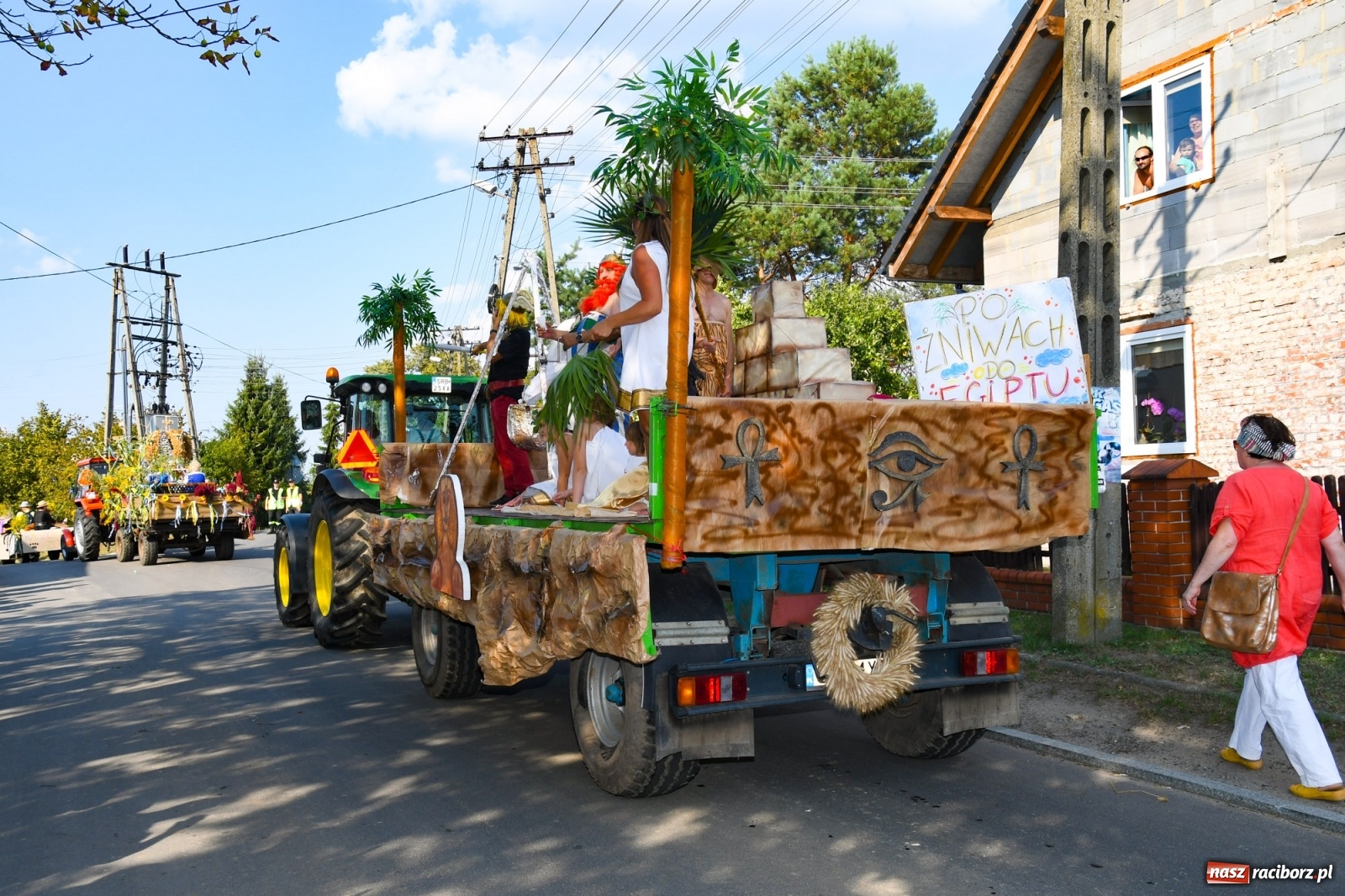 Zdjęcie w galerii na portalu naszraciborz.pl: Dożynki gminy Lyski w Raszczycach. Wesoły korowód  i znamienici goście [FOTO i WIDEO] wiadomości z regionu