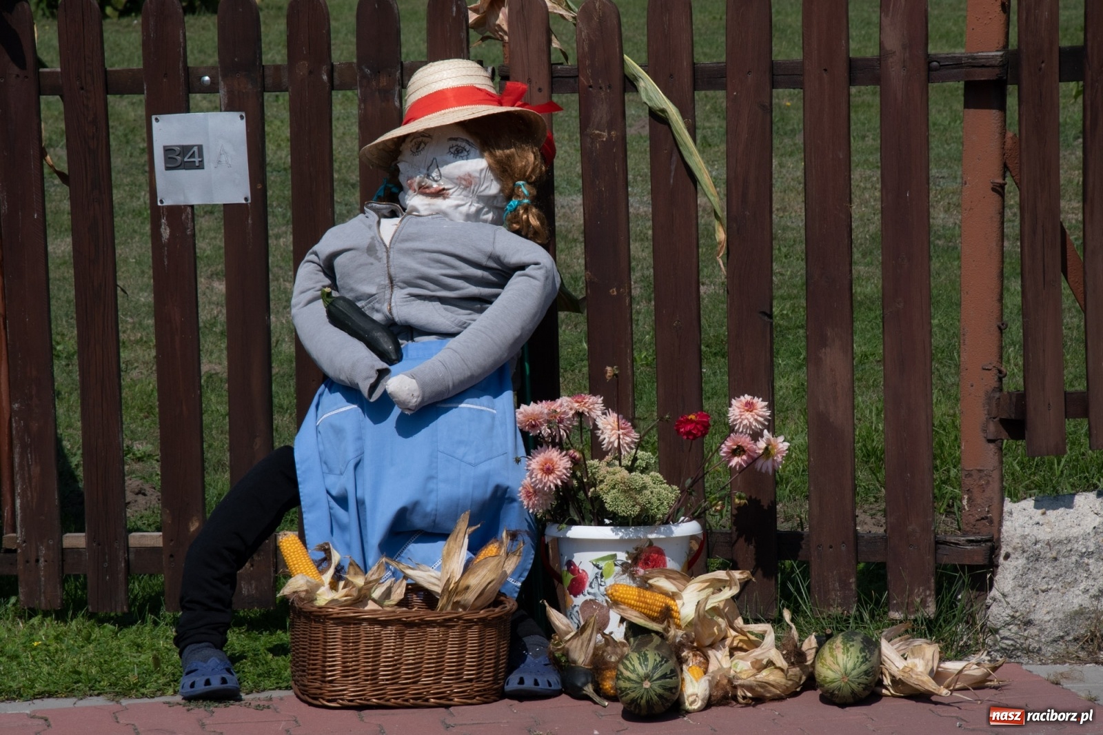 Zdjęcie w galerii na portalu naszraciborz.pl: Dożynki gminy Lyski w Raszczycach. Wesoły korowód  i znamienici goście [FOTO i WIDEO] wiadomości z regionu