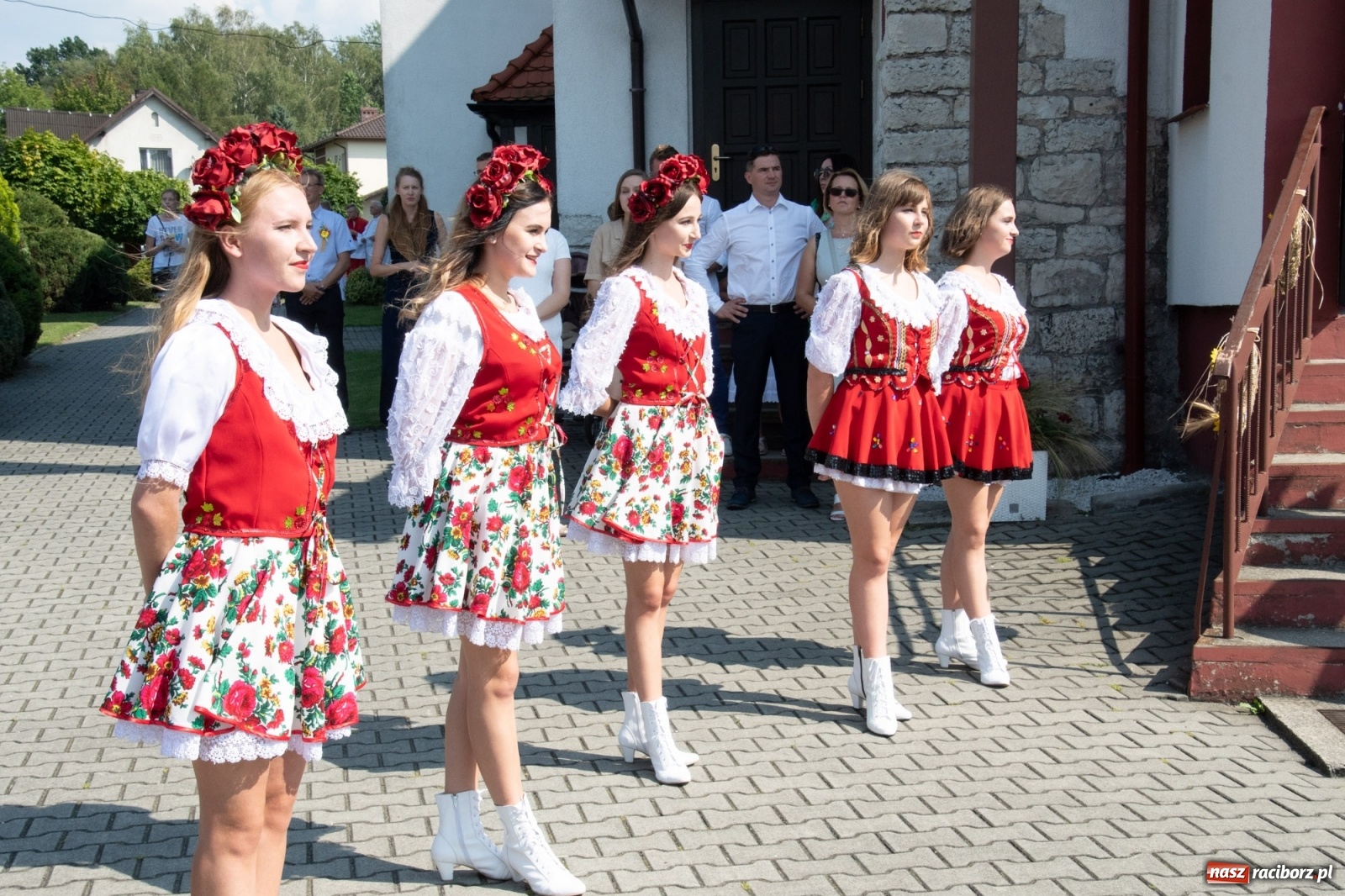 Zdjęcie w galerii na portalu naszraciborz.pl: Dożynki gminy Lyski w Raszczycach. Wesoły korowód  i znamienici goście [FOTO i WIDEO] wiadomości z regionu