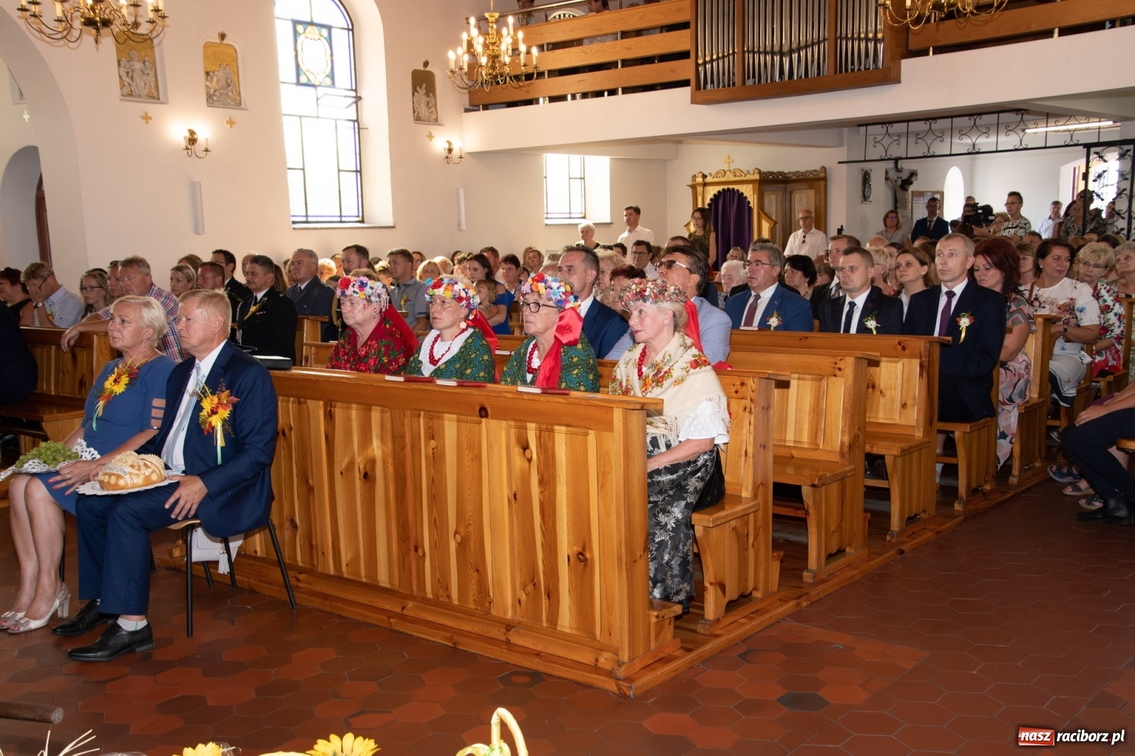 Zdjęcie w galerii na portalu naszraciborz.pl: Dożynki gminy Lyski w Raszczycach. Wesoły korowód  i znamienici goście [FOTO i WIDEO] wiadomości z regionu