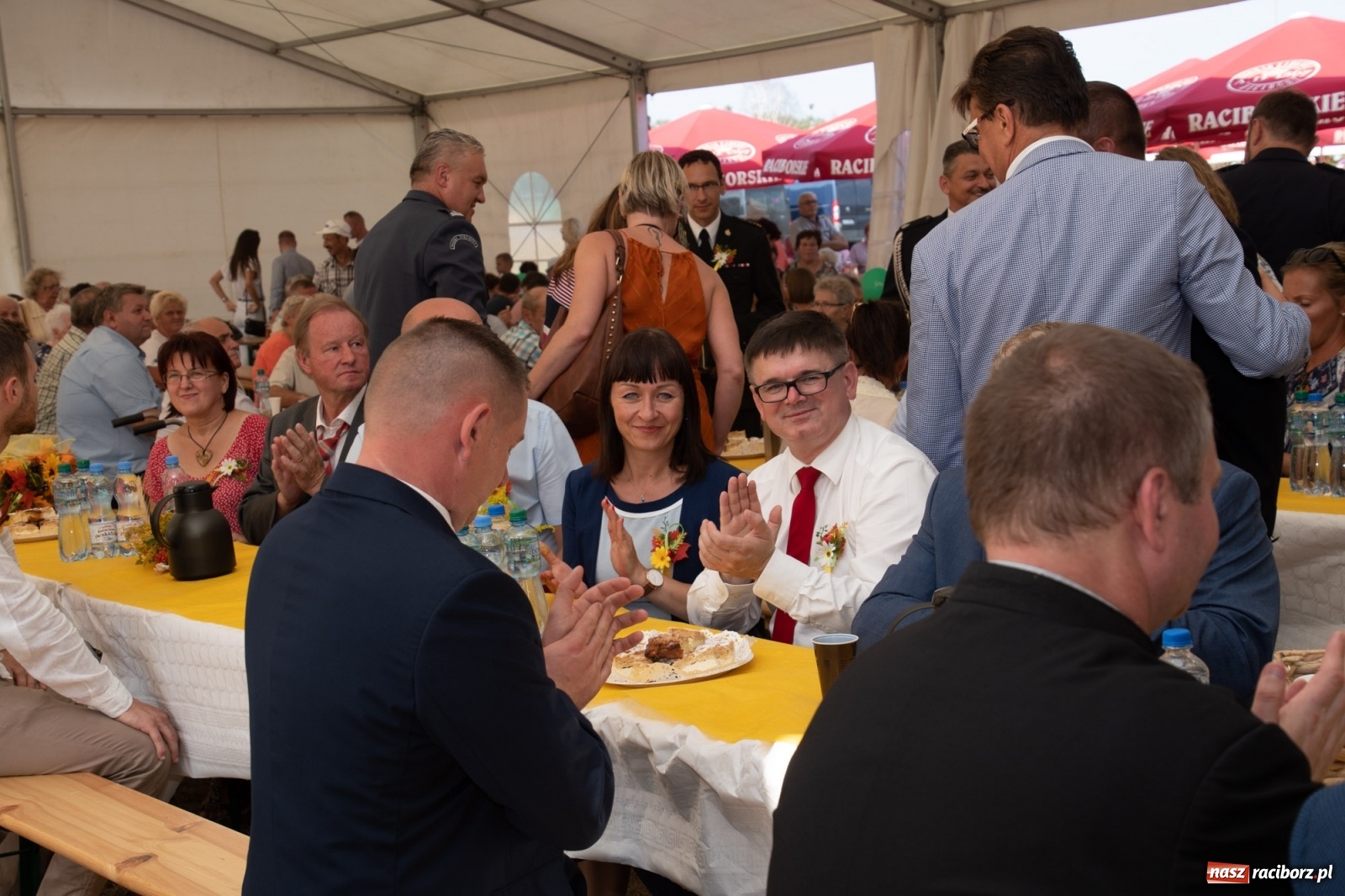 Zdjęcie w galerii na portalu naszraciborz.pl: Dożynki gminy Lyski w Raszczycach. Wesoły korowód  i znamienici goście [FOTO i WIDEO] wiadomości z regionu