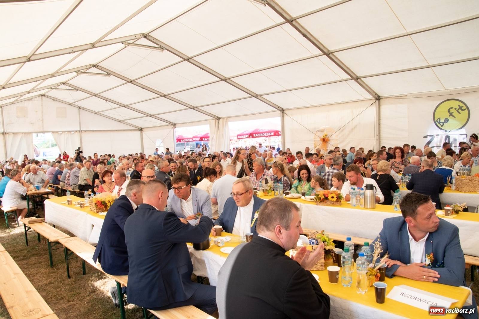 Zdjęcie w galerii na portalu naszraciborz.pl: Dożynki gminy Lyski w Raszczycach. Wesoły korowód  i znamienici goście [FOTO i WIDEO] wiadomości z regionu