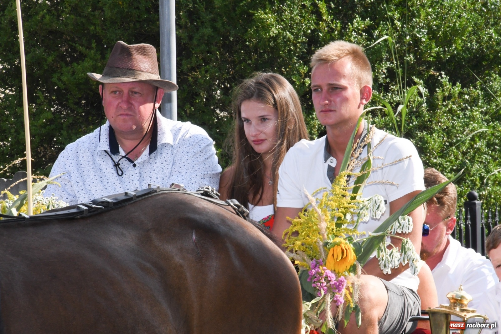 Zdjęcie w galerii na portalu naszraciborz.pl: Dożynki gminy Lyski w Raszczycach. Wesoły korowód  i znamienici goście [FOTO i WIDEO] wiadomości z regionu