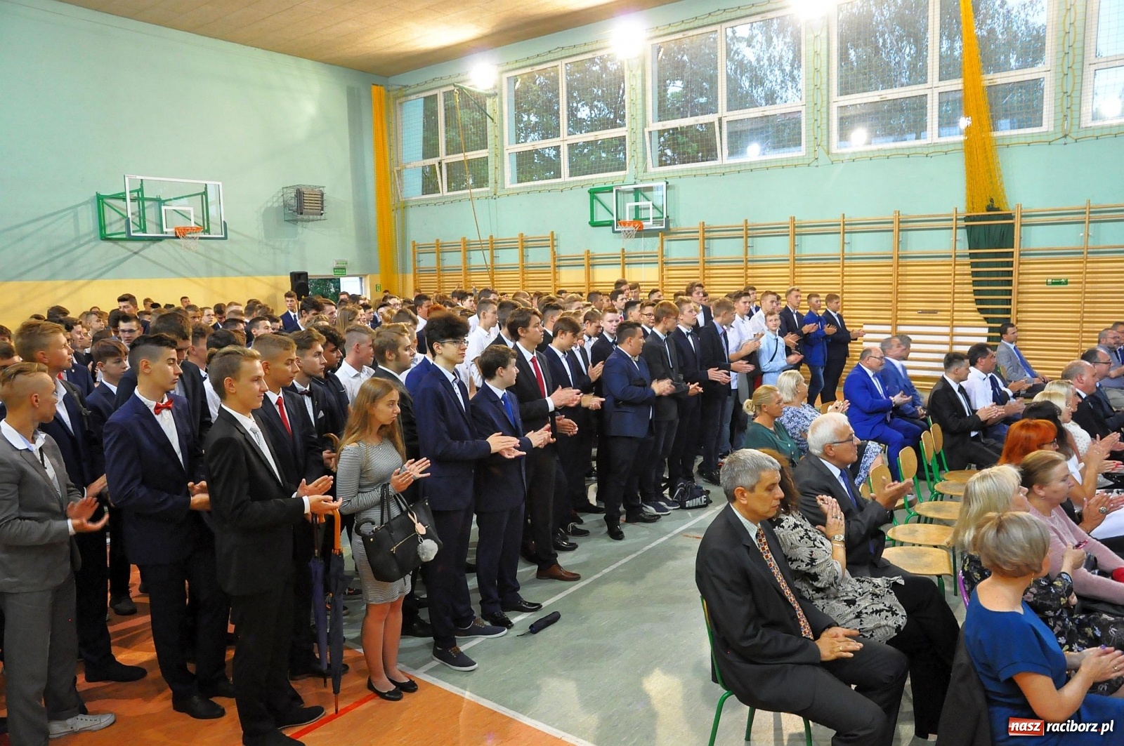Zdjęcie w galerii na portalu naszraciborz.pl: Nie z takimi problemami Mechanik sobie radził [FOTO i WIDEO]  wiadomości z regionu
