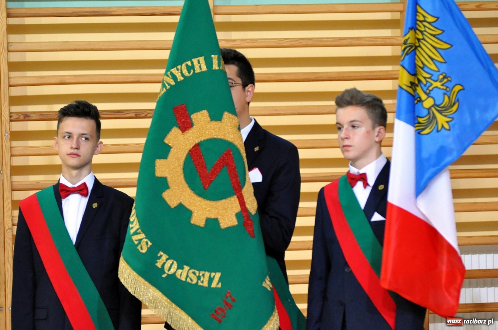 Zdjęcie w galerii na portalu naszraciborz.pl: Nie z takimi problemami Mechanik sobie radził [FOTO i WIDEO]  wiadomości z regionu