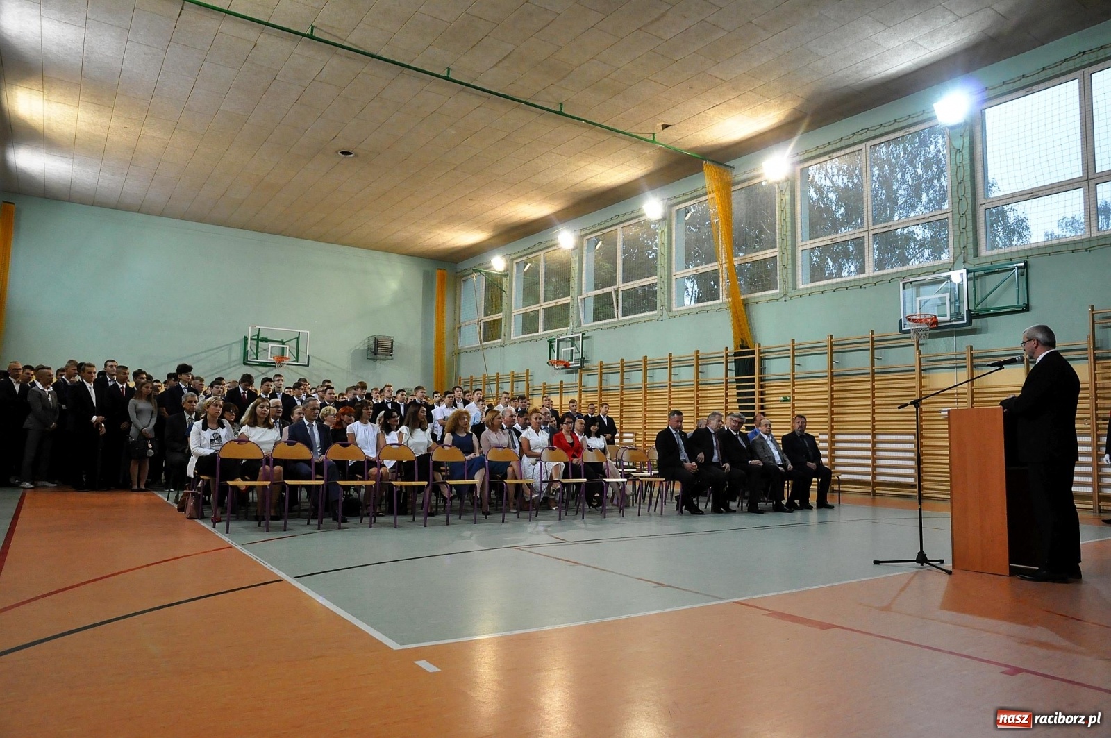 Zdjęcie w galerii na portalu naszraciborz.pl: Nie z takimi problemami Mechanik sobie radził [FOTO i WIDEO]  wiadomości z regionu