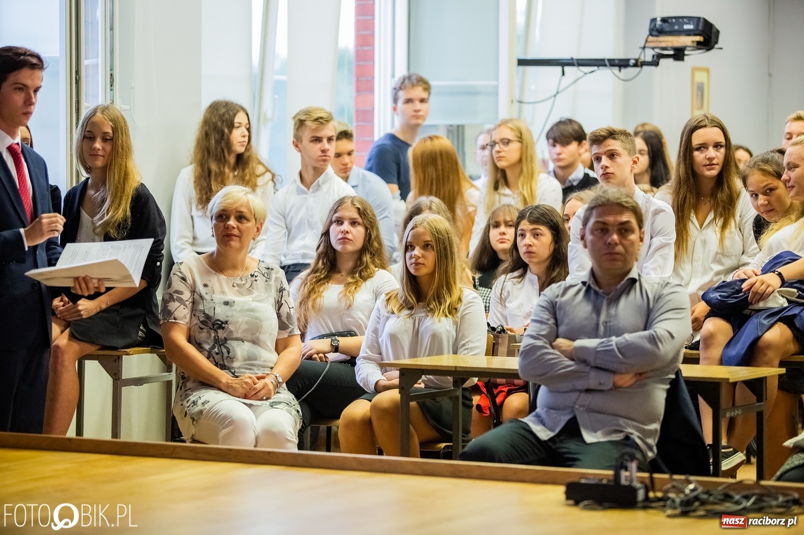 Zdjęcie w galerii na portalu naszraciborz.pl: Inauguracja roku szkolnego w I LO wiadomości z regionu