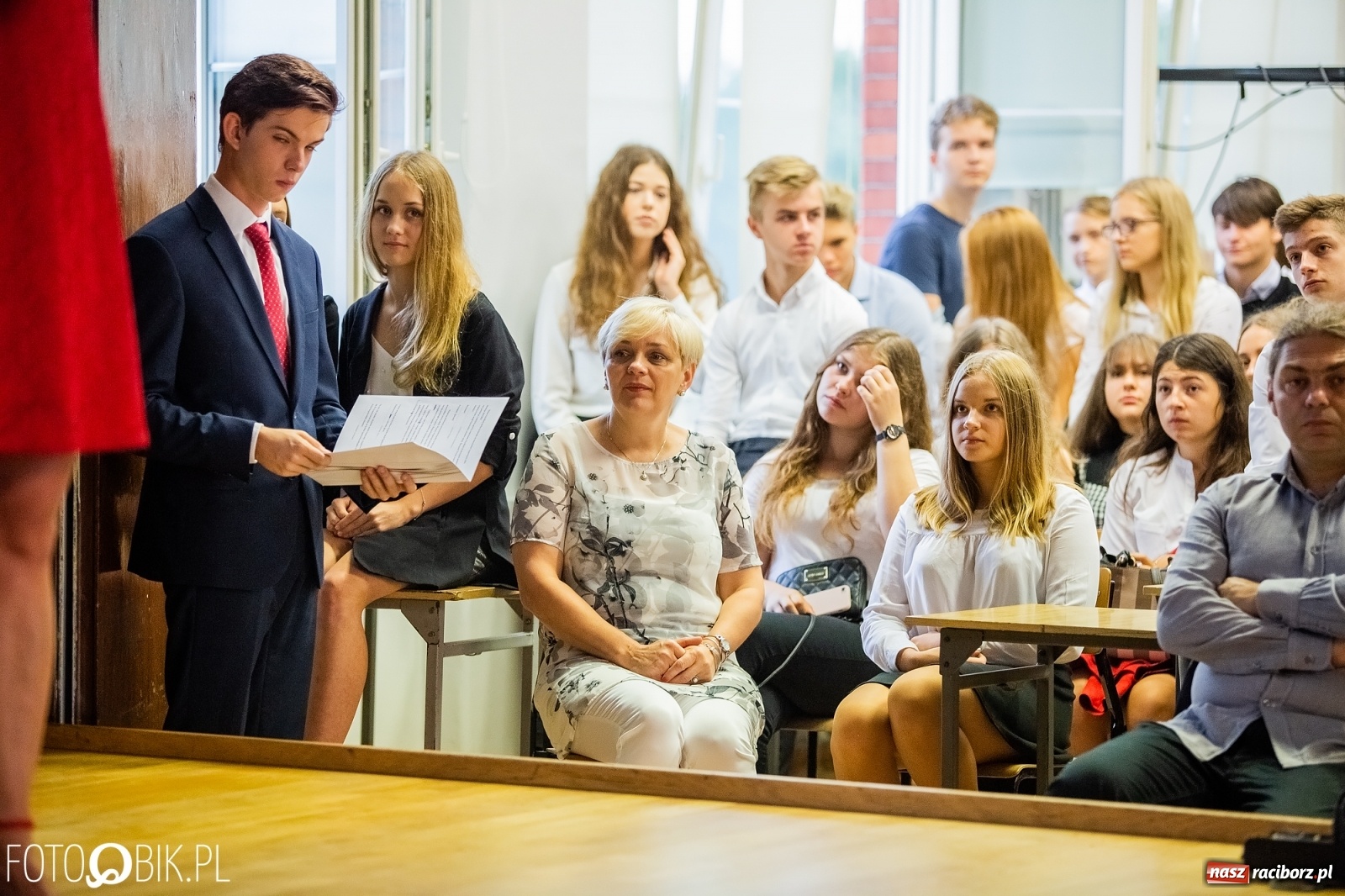 Zdjęcie w galerii na portalu naszraciborz.pl: Inauguracja roku szkolnego w I LO wiadomości z regionu