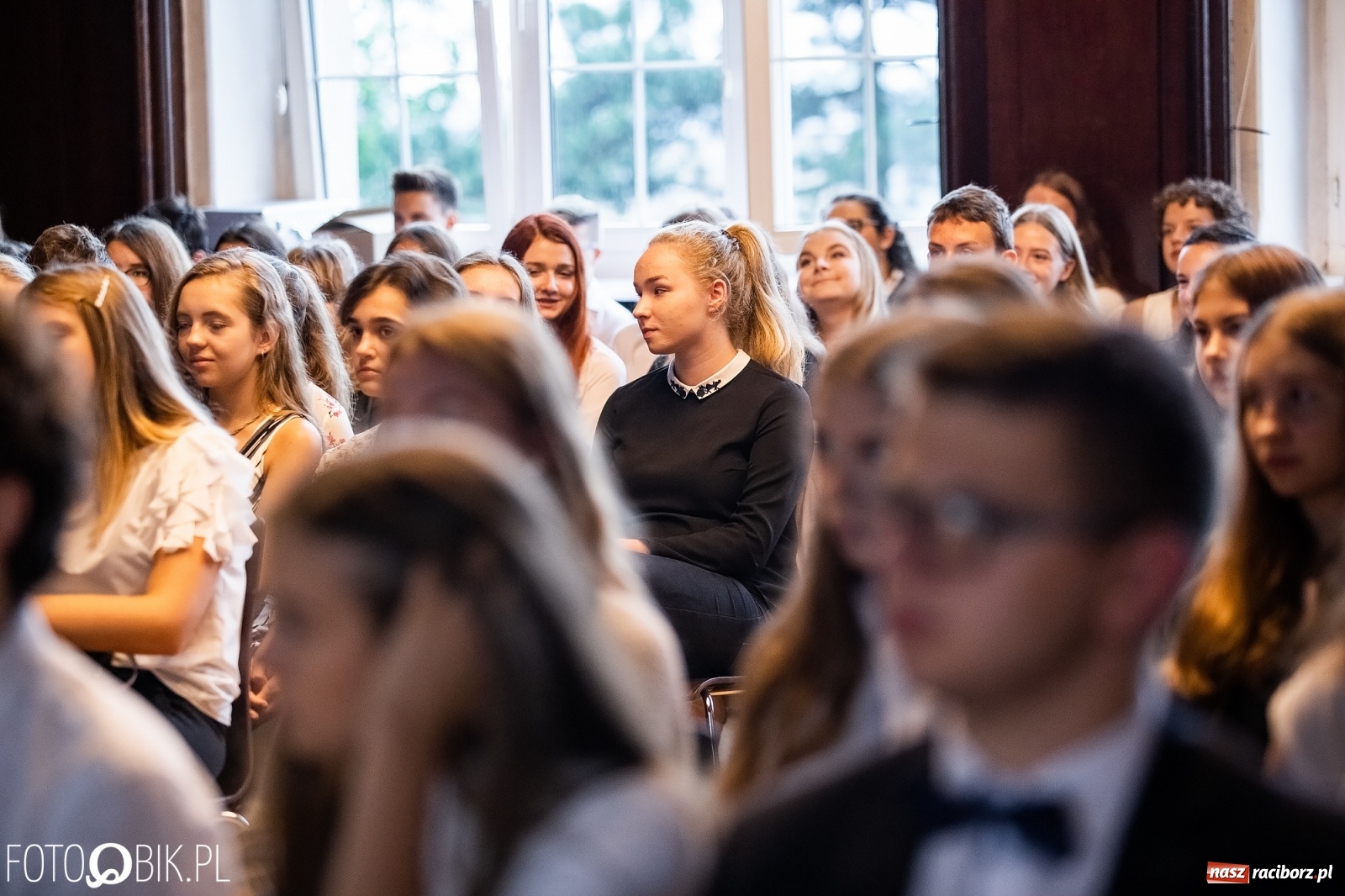 Zdjęcie w galerii na portalu naszraciborz.pl: Inauguracja roku szkolnego w I LO wiadomości z regionu