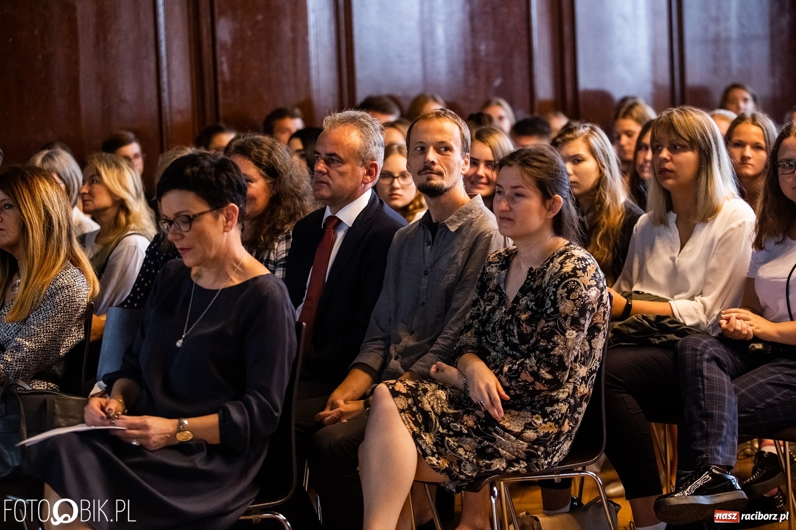 Zdjęcie w galerii na portalu naszraciborz.pl: Inauguracja roku szkolnego w I LO wiadomości z regionu