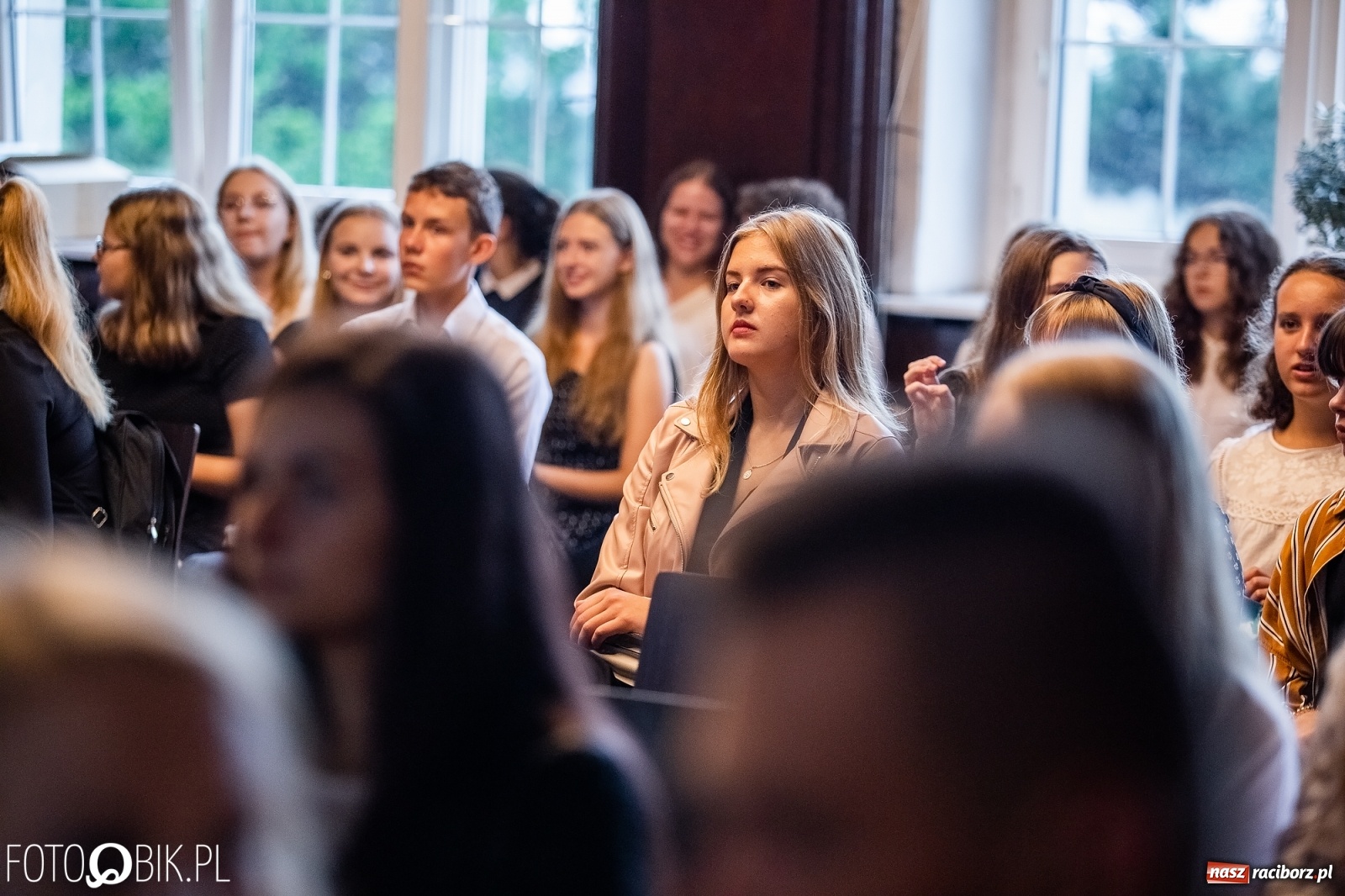 Zdjęcie w galerii na portalu naszraciborz.pl: Inauguracja roku szkolnego w I LO wiadomości z regionu