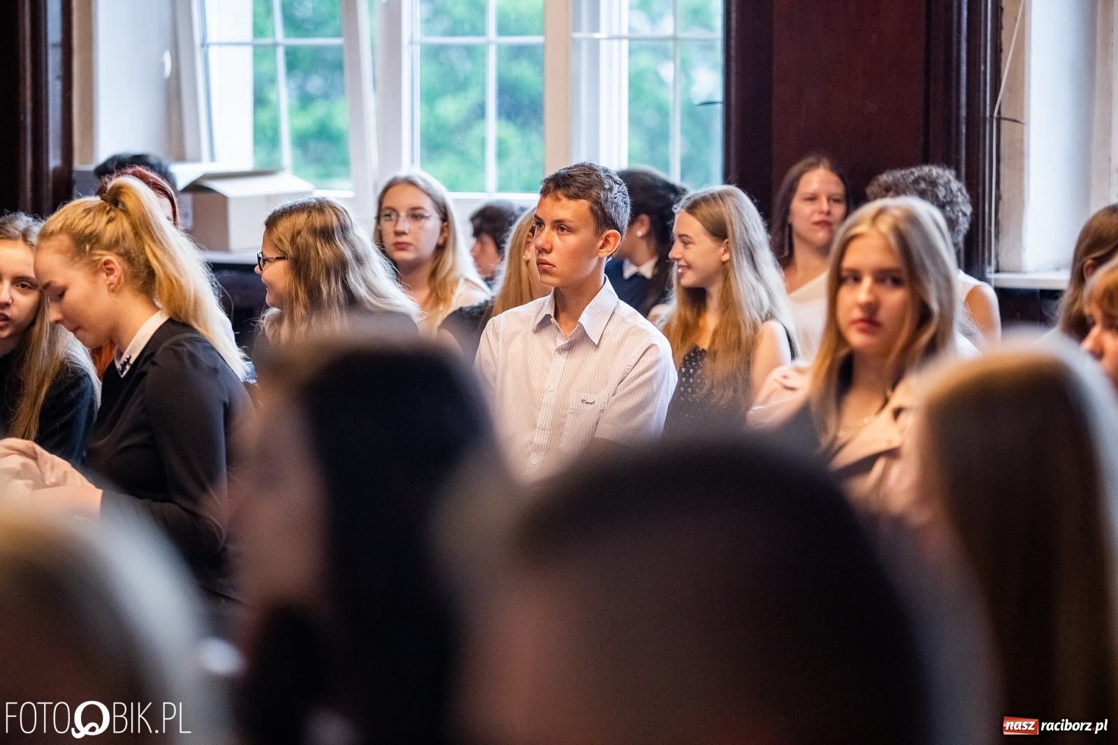 Zdjęcie w galerii na portalu naszraciborz.pl: Inauguracja roku szkolnego w I LO wiadomości z regionu