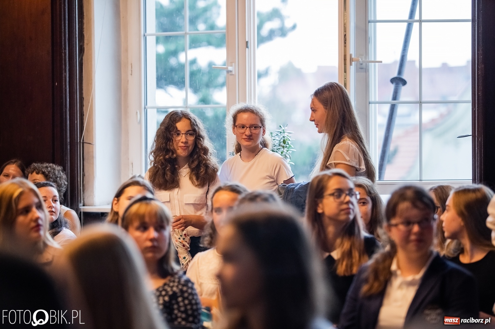 Zdjęcie w galerii na portalu naszraciborz.pl: Inauguracja roku szkolnego w I LO wiadomości z regionu