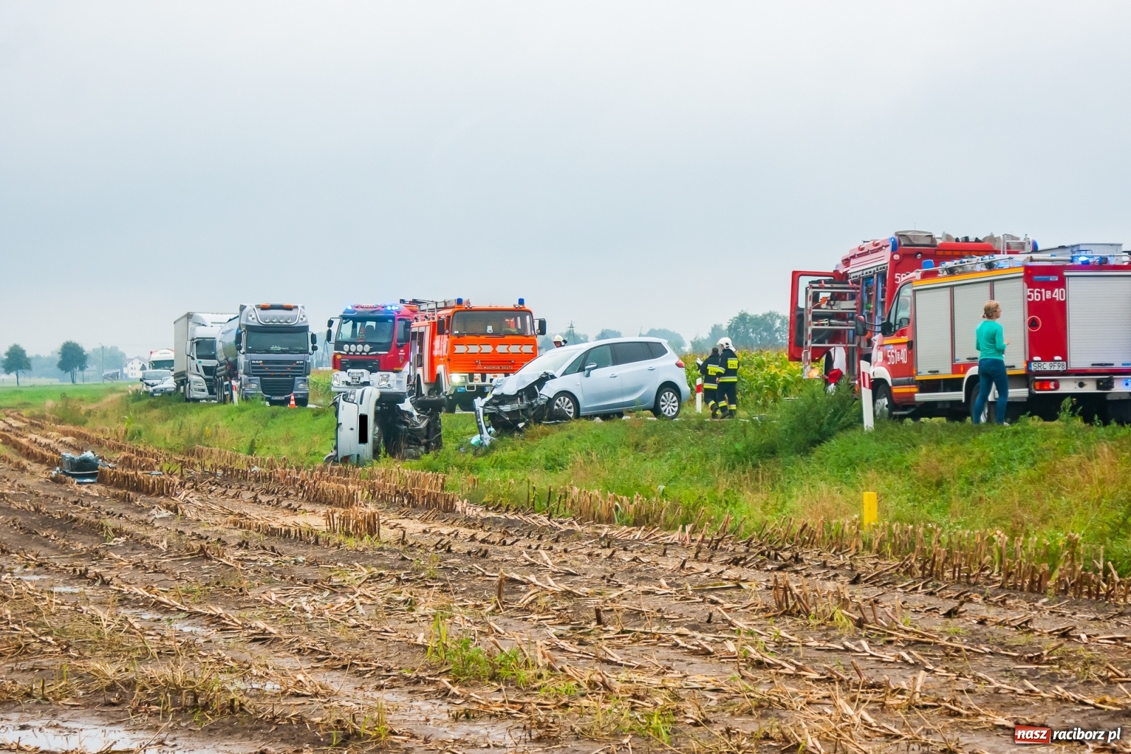Zdjęcie w galerii na portalu naszraciborz.pl: Śmiertelny wypadek na DK 45. Zginęła 47-latka kierującą toyotą [FOTO] wiadomości z regionu