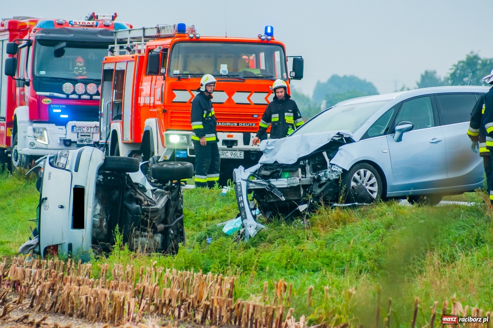 Zdjęcie w galerii na portalu naszraciborz.pl: Śmiertelny wypadek na DK 45. Zginęła 47-latka kierującą toyotą [FOTO] wiadomości z regionu