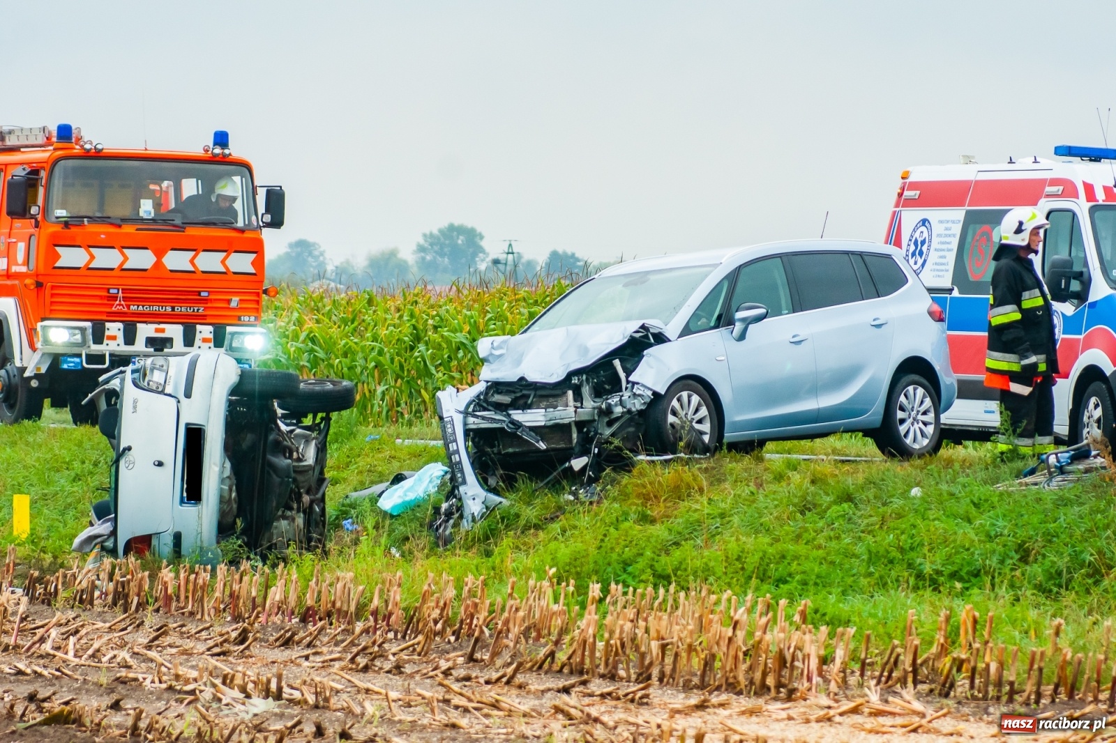Zdjęcie w galerii na portalu naszraciborz.pl: Śmiertelny wypadek na DK 45. Zginęła 47-latka kierującą toyotą [FOTO] wiadomości z regionu