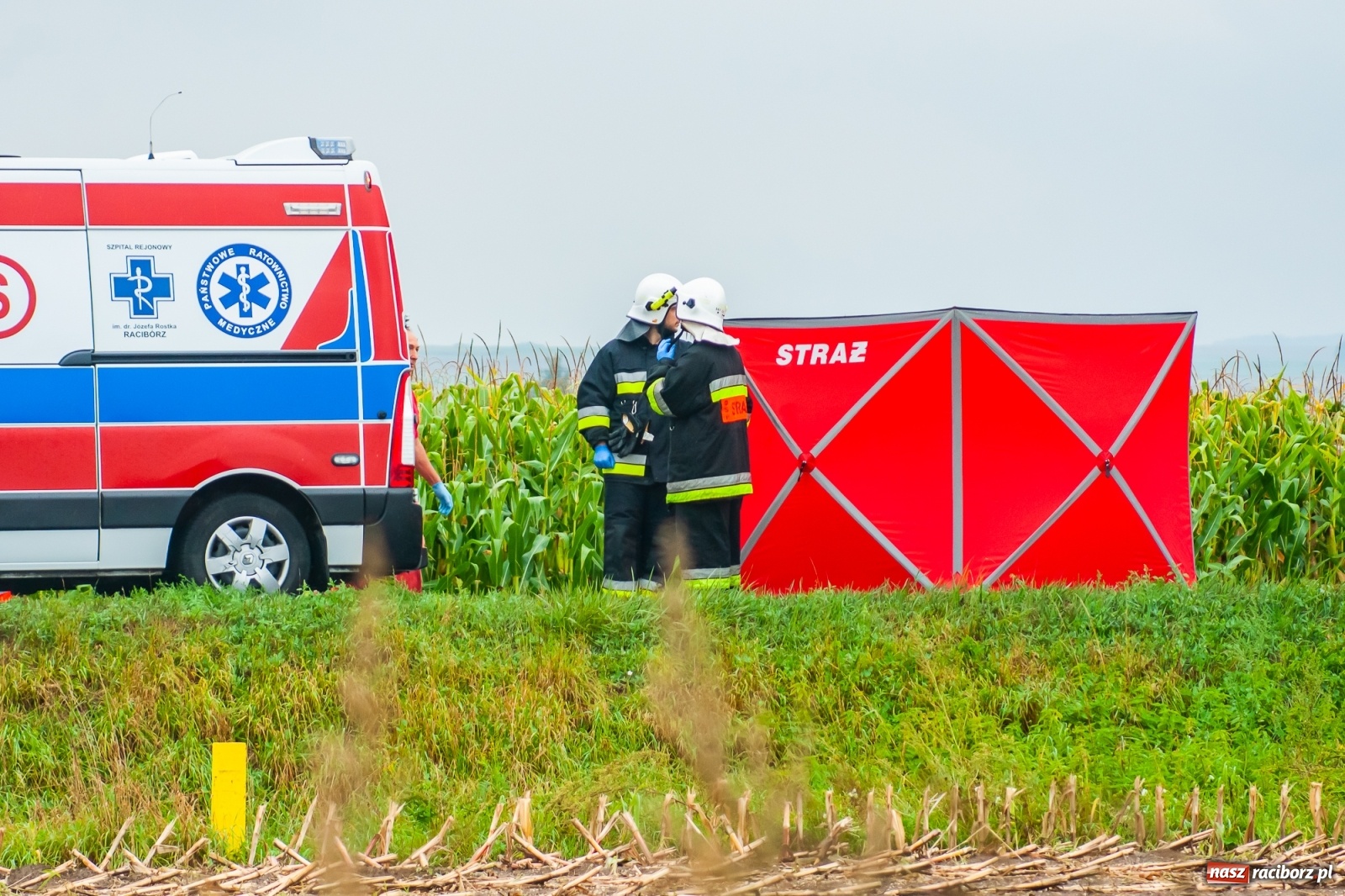 Zdjęcie w galerii na portalu naszraciborz.pl: Śmiertelny wypadek na DK 45. Zginęła 47-latka kierującą toyotą [FOTO] wiadomości z regionu