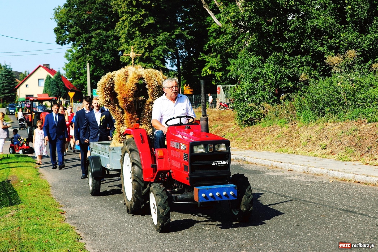 Zdjęcie w galerii na portalu naszraciborz.pl: Dożynki w Sławikowie [FOTO]  wiadomości z regionu