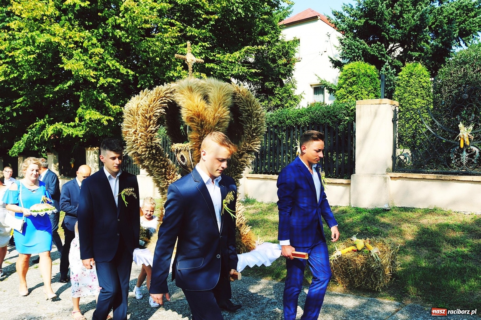 Zdjęcie w galerii na portalu naszraciborz.pl: Dożynki w Sławikowie [FOTO]  wiadomości z regionu