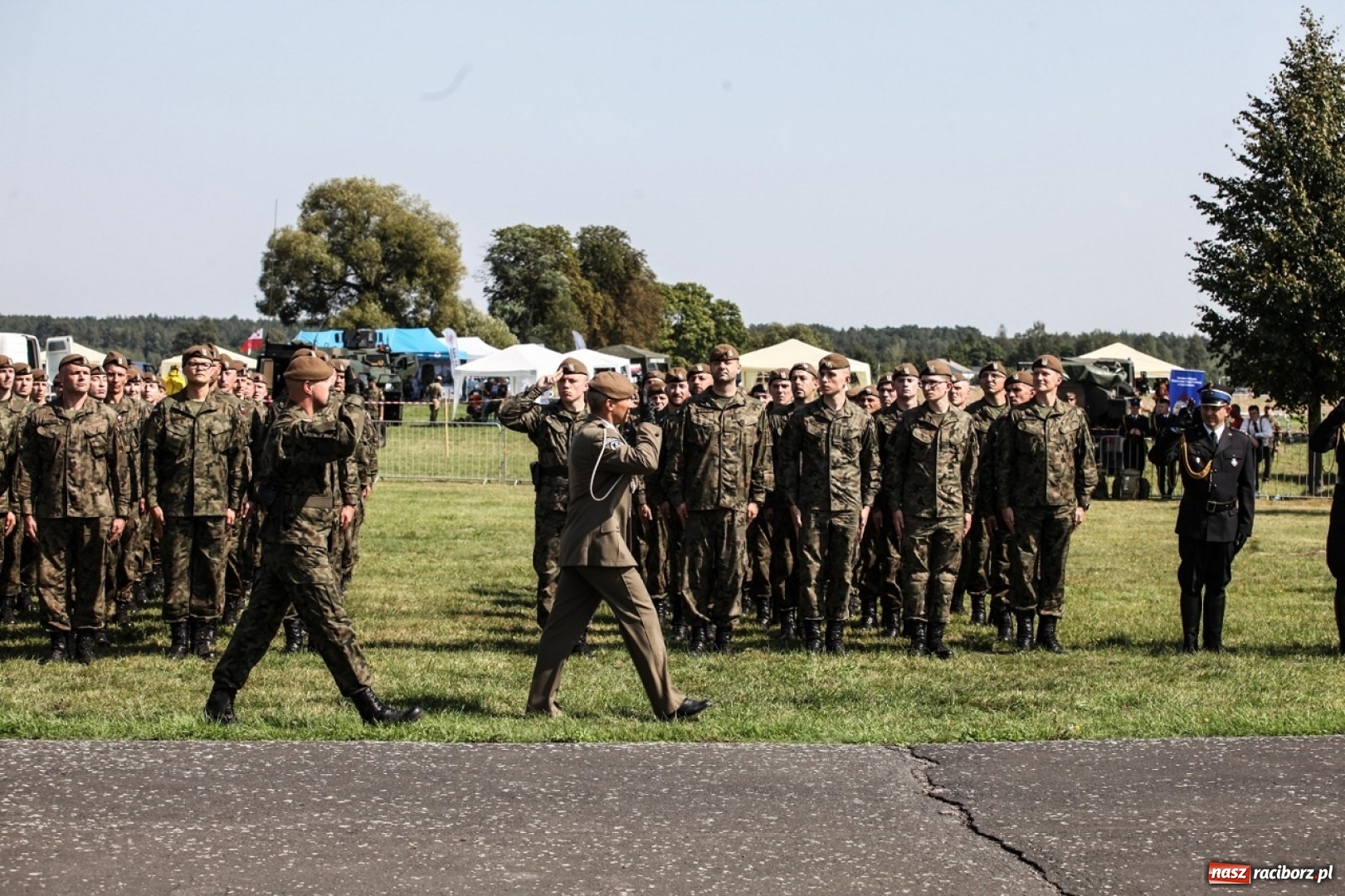 Zdjęcie w galerii na portalu naszraciborz.pl: Kolejni terytorialsi złożyli przysięgę wojskową wiadomości z regionu