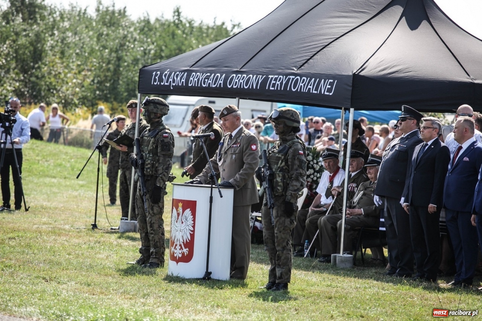 Zdjęcie w galerii na portalu naszraciborz.pl: Kolejni terytorialsi złożyli przysięgę wojskową wiadomości z regionu