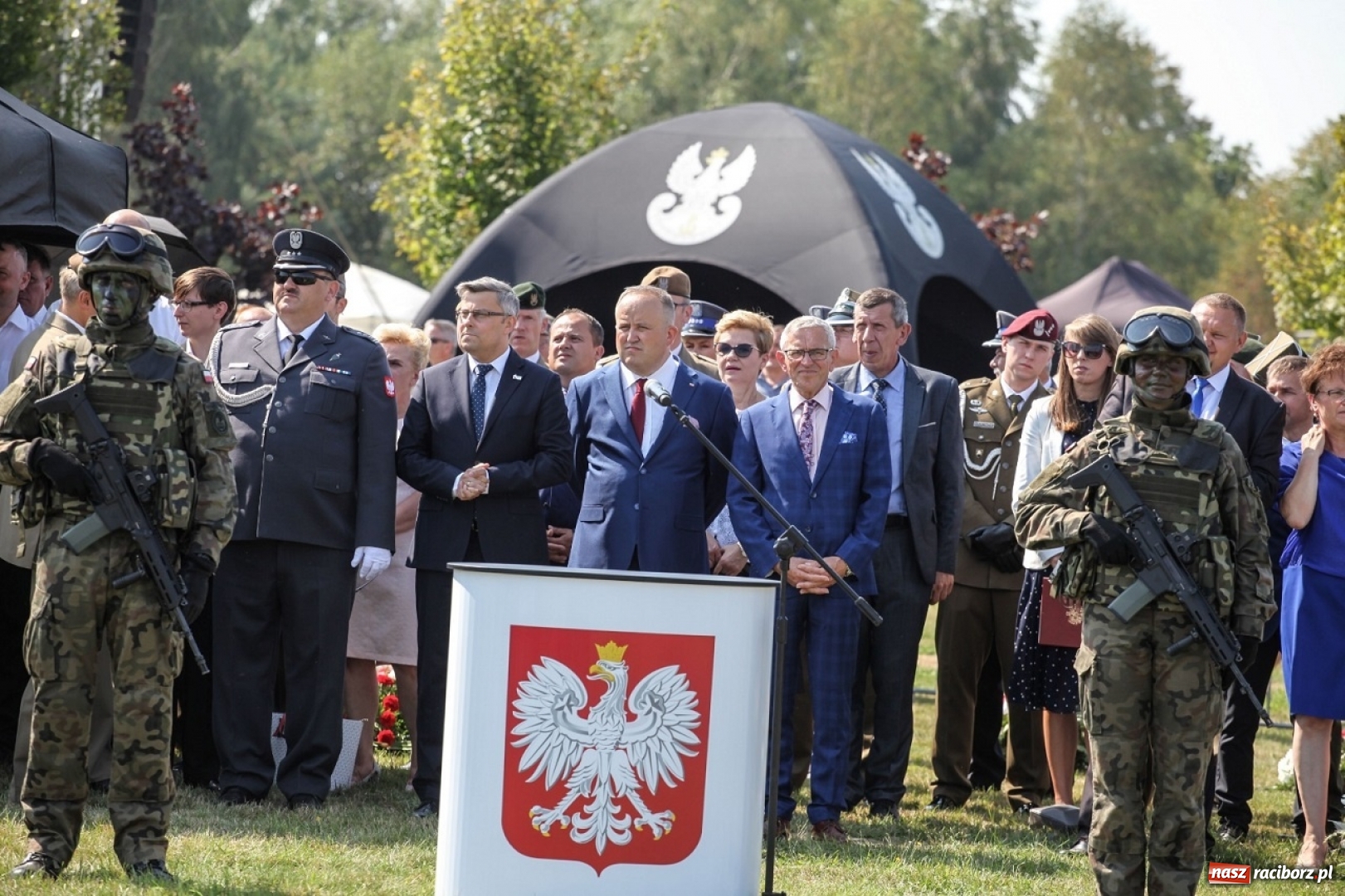 Zdjęcie w galerii na portalu naszraciborz.pl: Kolejni terytorialsi złożyli przysięgę wojskową wiadomości z regionu