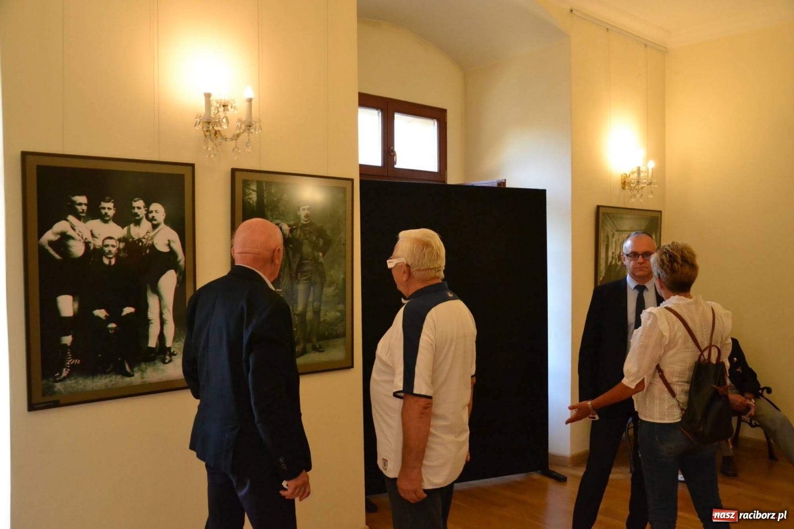 Zdjęcie w galerii na portalu naszraciborz.pl: Sport polski na dawnej fotografii w trójwymiarze wiadomości z regionu