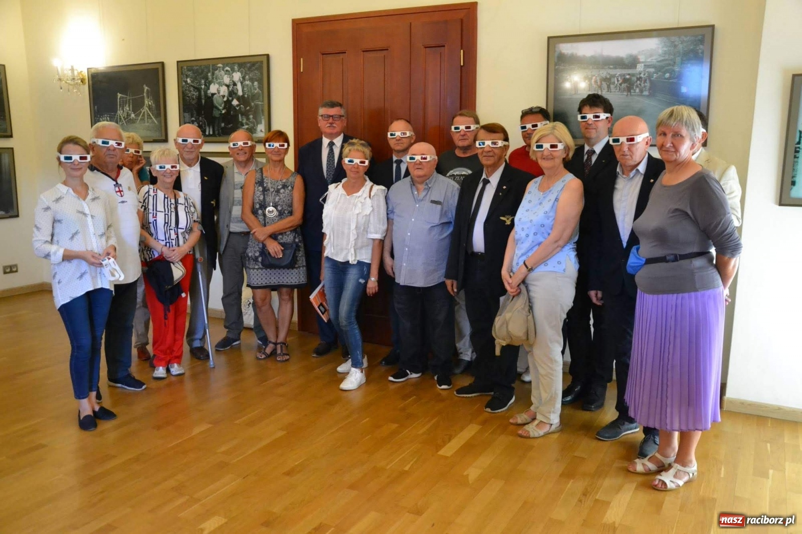 Zdjęcie w galerii na portalu naszraciborz.pl: Sport polski na dawnej fotografii w trójwymiarze wiadomości z regionu