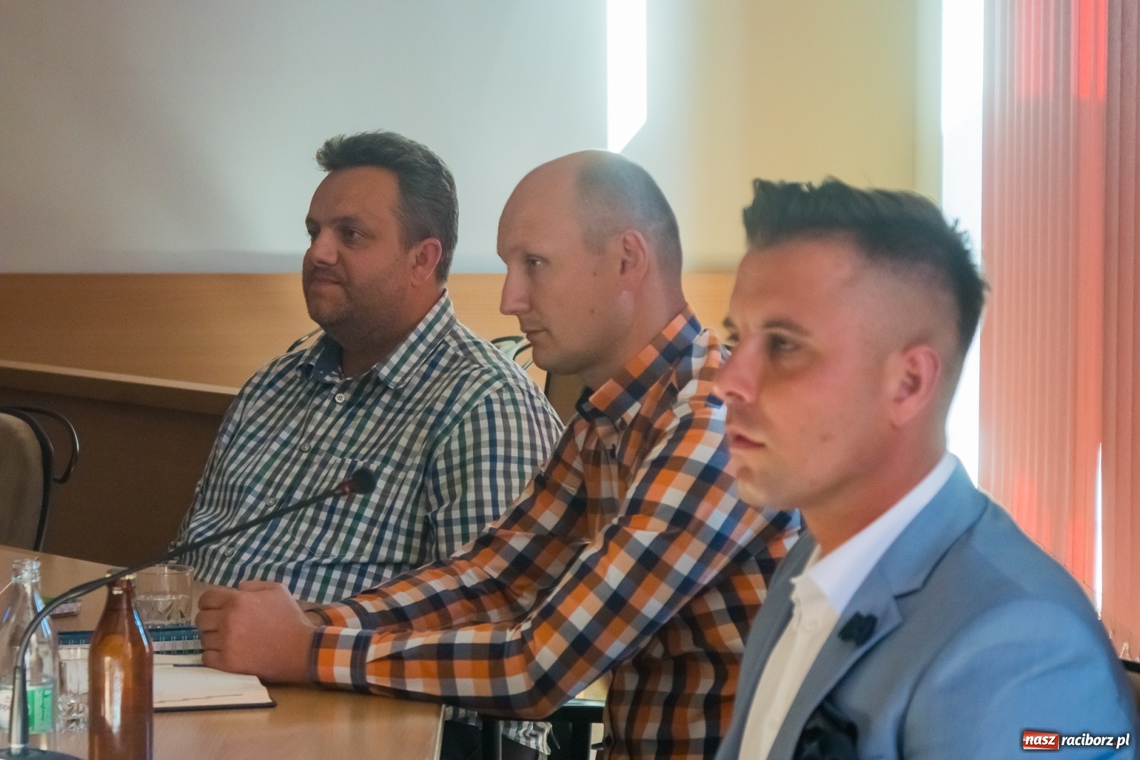 Zdjęcie w galerii na portalu naszraciborz.pl: Raciborska piłka według Marka Śledzia. O co chodzi w umowie ze szkoleniowcem [WIDEO] wiadomości z regionu