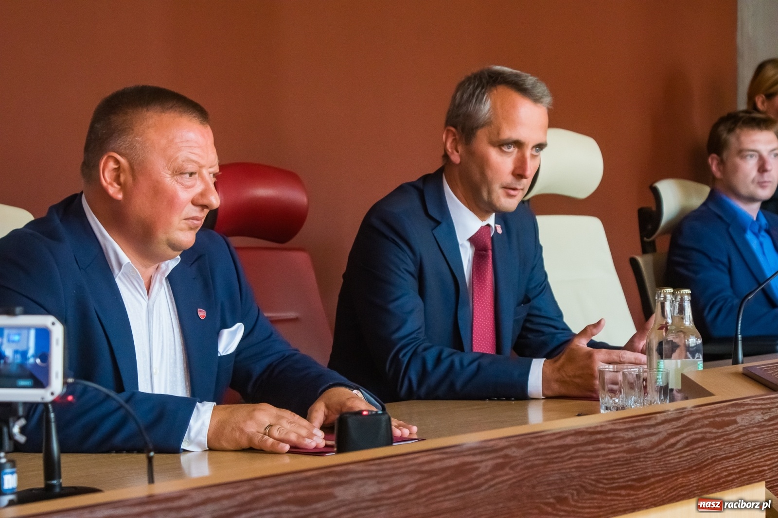 Zdjęcie w galerii na portalu naszraciborz.pl: Raciborska piłka według Marka Śledzia. O co chodzi w umowie ze szkoleniowcem [WIDEO] wiadomości z regionu