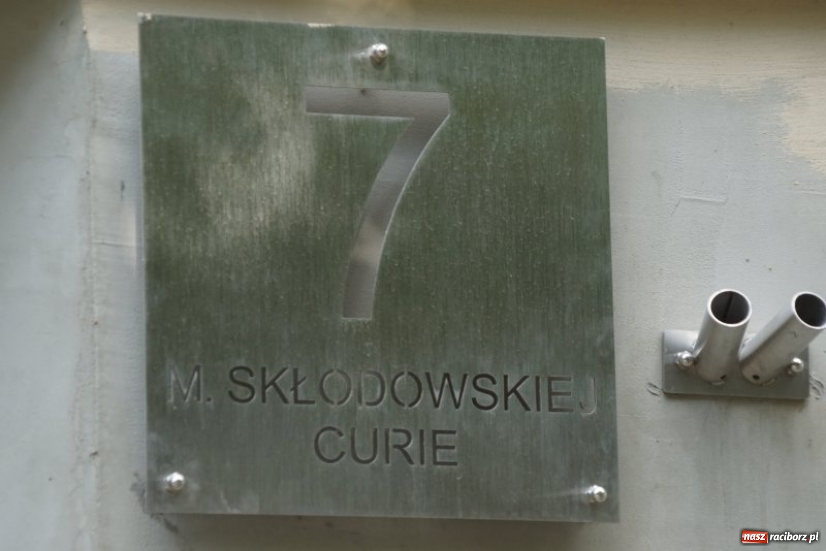 Zdjęcie w galerii na portalu naszraciborz.pl: Izolacja czy dewastacja? Ratusz się chwali, specjalista krytykuje  wiadomości z regionu