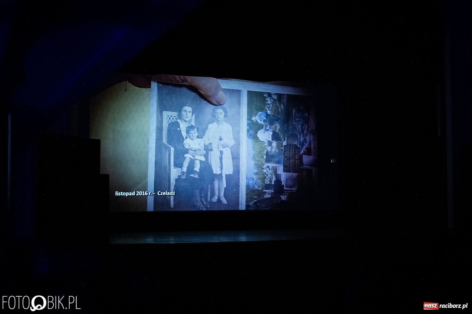 Zdjęcie w galerii na portalu naszraciborz.pl: Otwarcie wystawy Ukradzione dzieciństwo oraz projekcja filmu Kinderlager Pogrzebin wiadomości z regionu